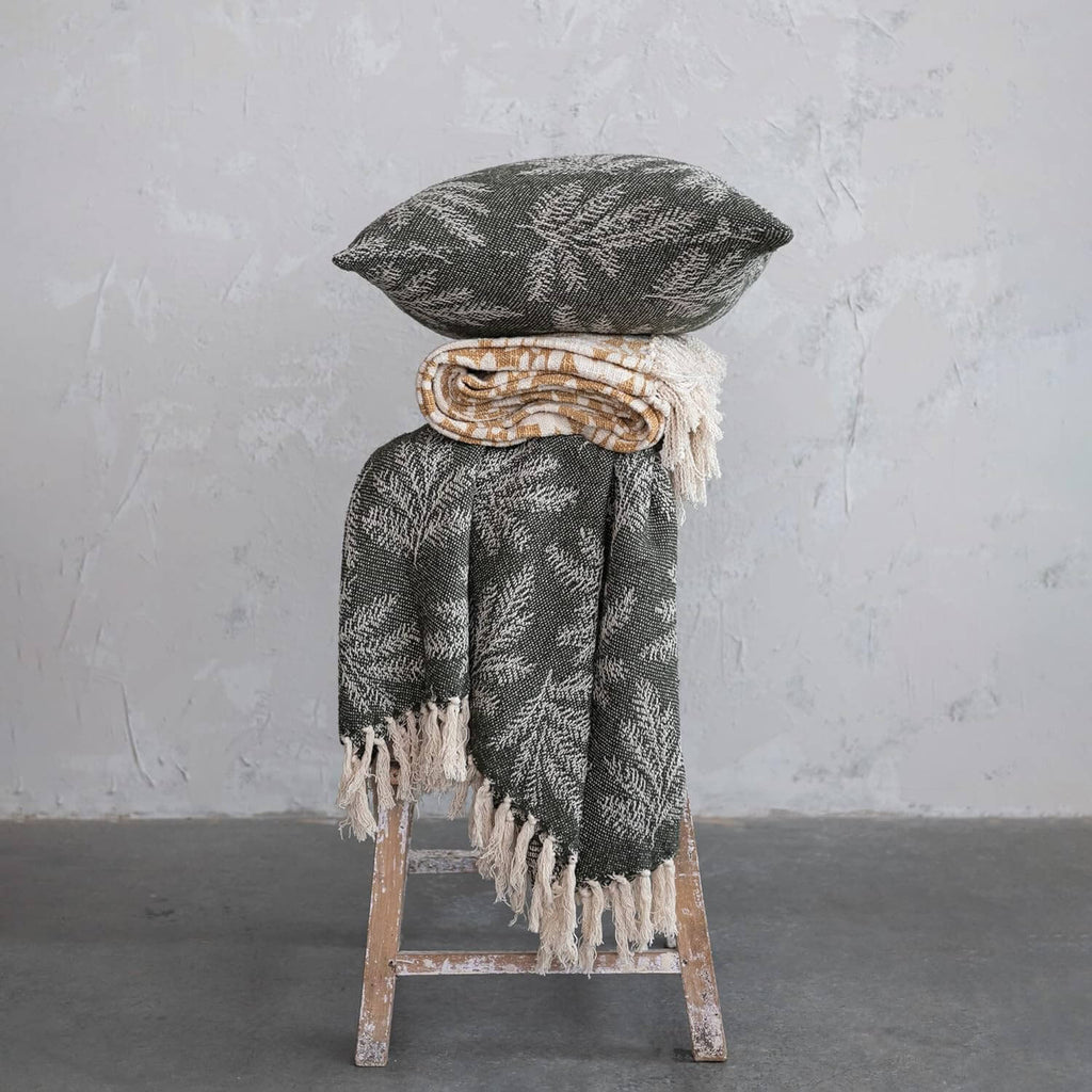 Pine Needles Blanket