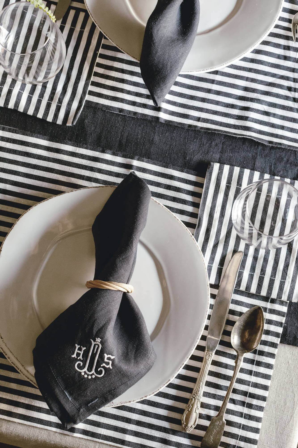 Keepsake Linen Cocktail Napkin in Navy