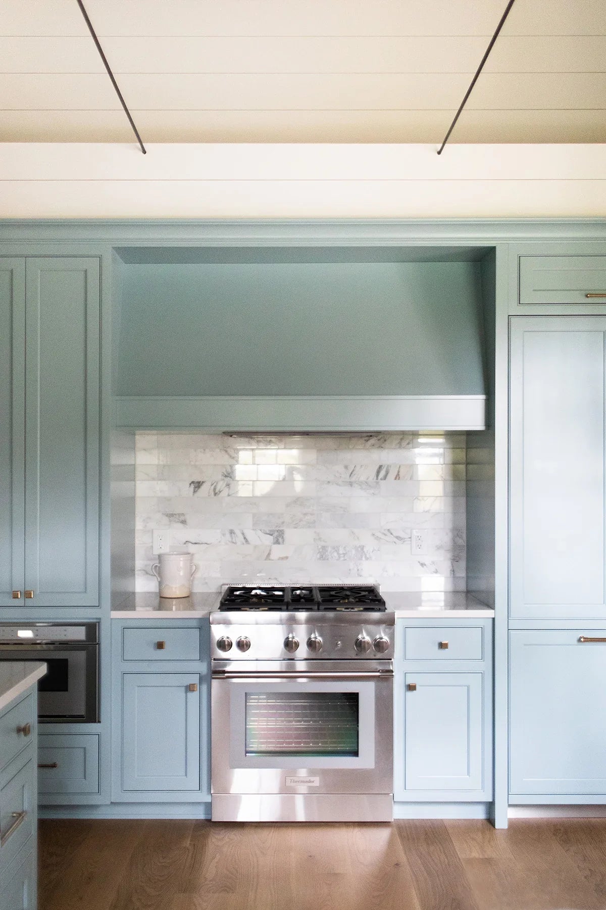Calacatta 3"x12" Polished Marble Tile